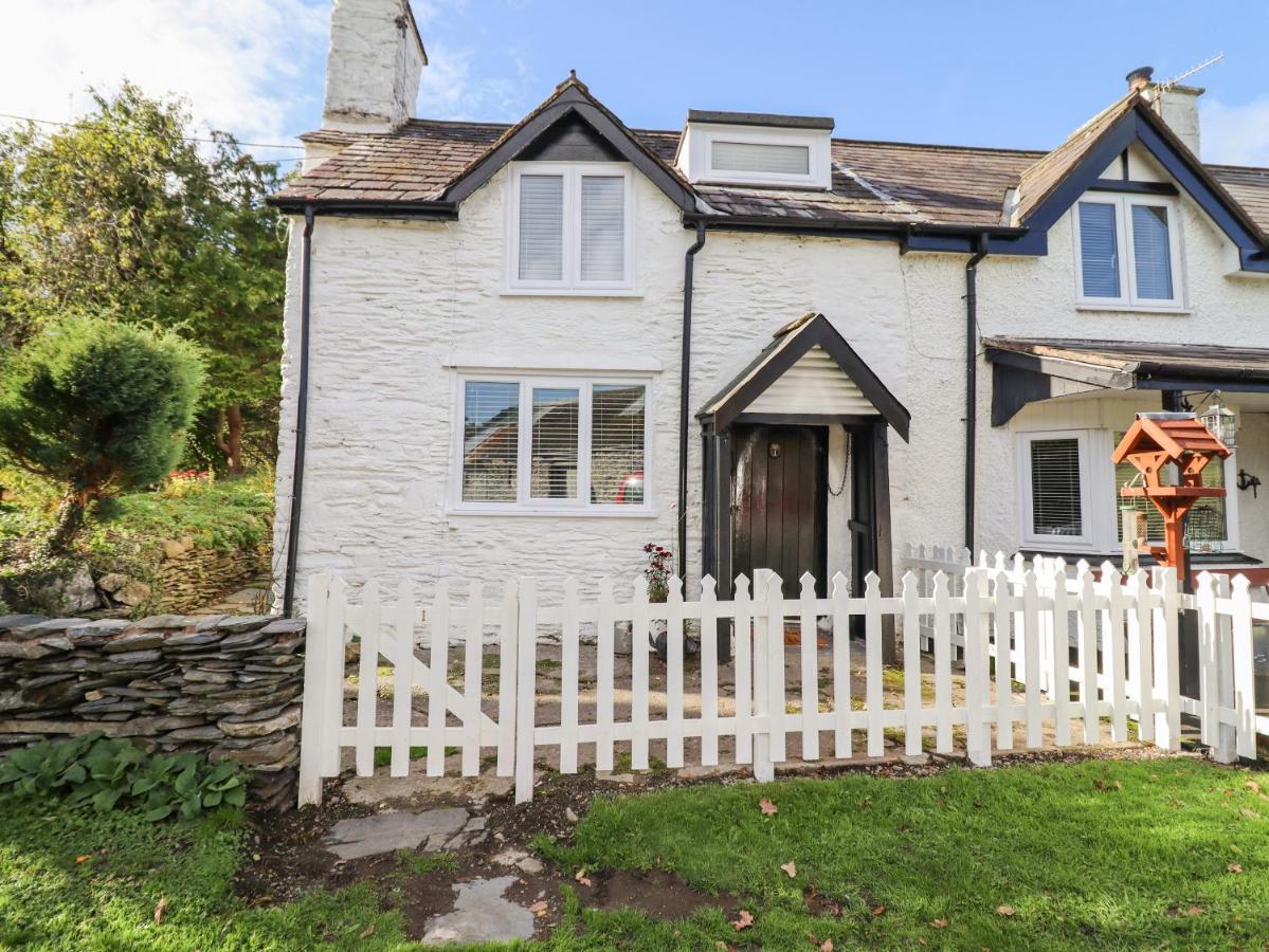 1 Hendom Villa Corwen Exterior photo